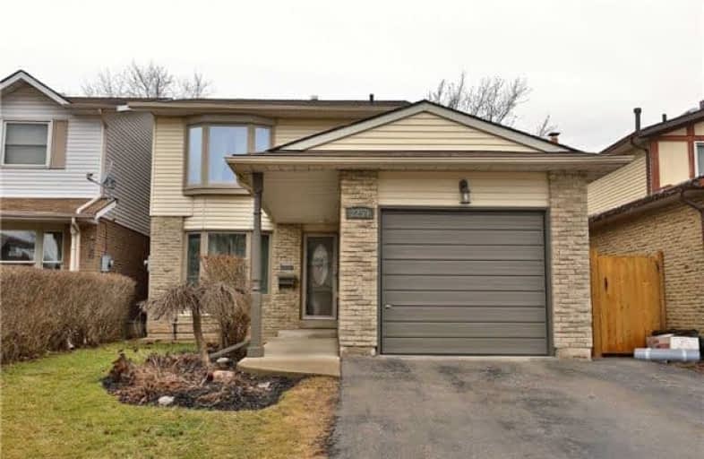 2259 Middlesmoor Crescent, Burlington | Image 1