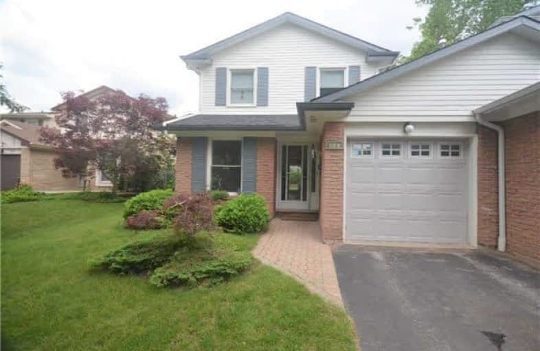 105 Fairwood Place West, Burlington | Image 1