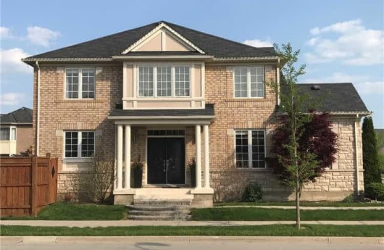 685 Slessor Heights, Milton | Image 1