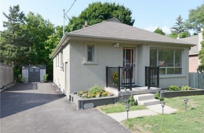 Upper-143 Clearbrooke Circle, Toronto | Image 1