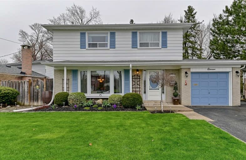 11 Metcalfe Court, Halton Hills | Image 1