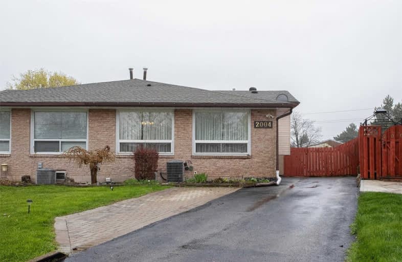 2004 Carleton Court, Burlington | Image 1