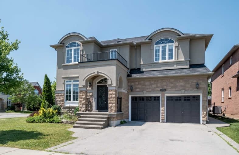 2111 Willhaven Trail, Oakville | Image 1