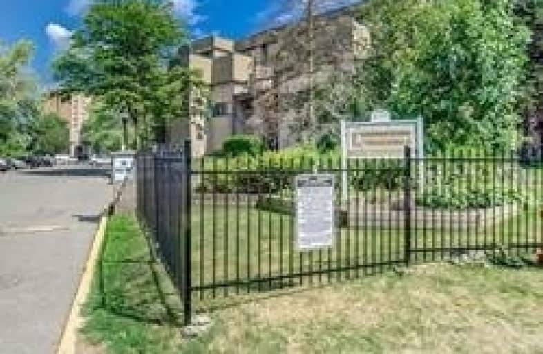 262-2095 Roche Court, Mississauga | Image 1