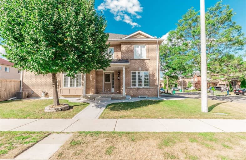 21 Redfinch Way, Brampton | Image 1