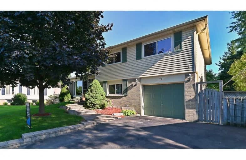 19 Hawks Place, Halton Hills | Image 1