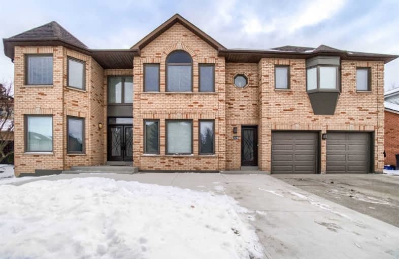 16 Ravenscroft Circle, Brampton | Image 1