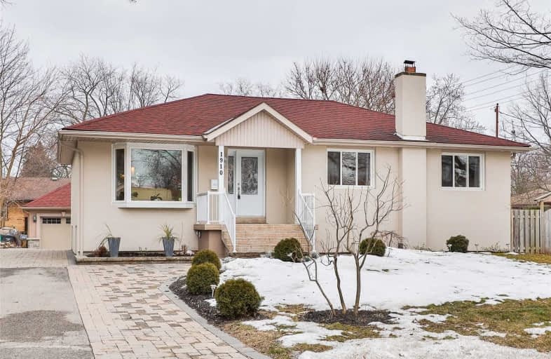 1910 Hindhead Road, Mississauga | Image 1