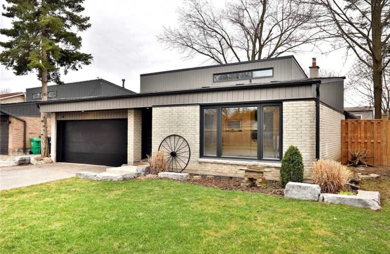 18 Charing Drive, Mississauga | Image 1