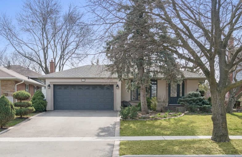 2450 Winthrop Crescent, Mississauga | Image 1