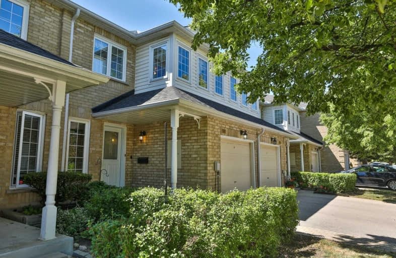 52 Heathcliffe Square, Brampton | Image 1