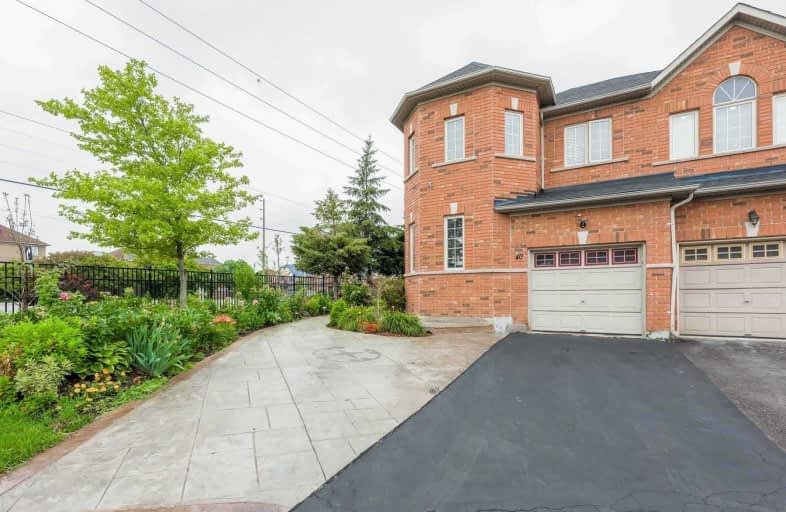 40 Lacebark Court, Brampton | Image 1