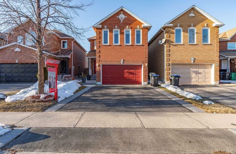 27 Muirland Crescent, Brampton | Image 1