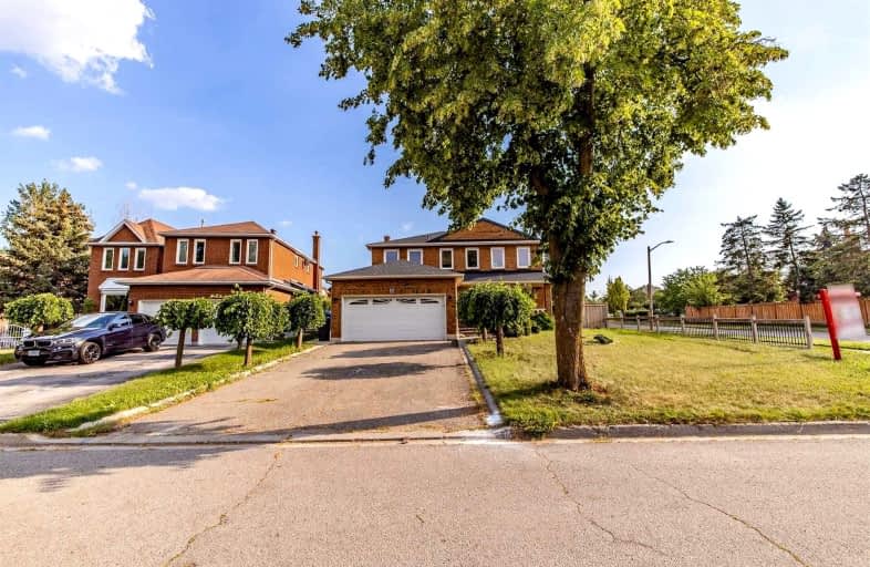 2 Pebble Beach Court, Brampton | Image 1