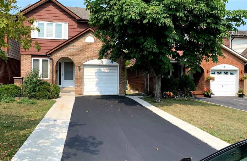 19 Buckland Way, Brampton | Image 1