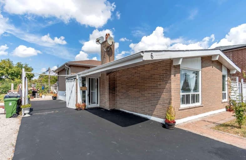 6 Charnleigh Court, Toronto | Image 1