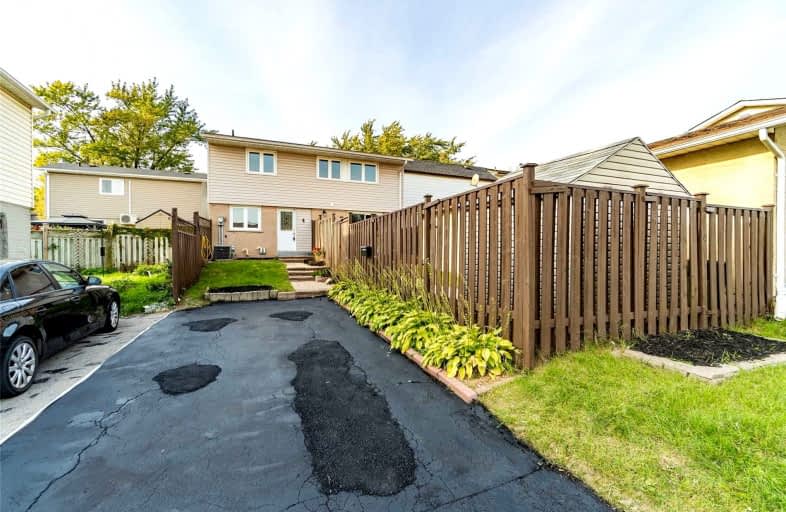 4 Holmcrest Court, Brampton | Image 1