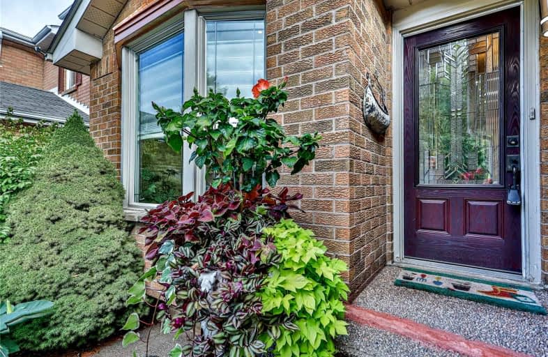 3255 Dovetail Mews, Mississauga | Image 1