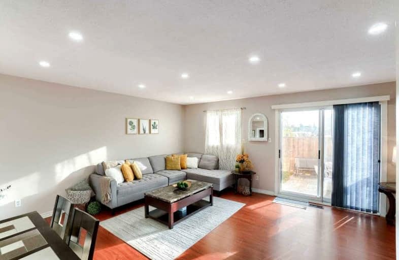 48-45 Hansen Road North, Brampton | Image 1