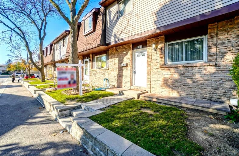 86-45 Hansen Road North, Brampton | Image 1