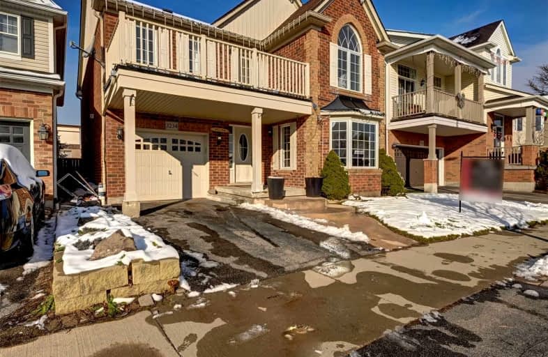 3234 Munson Crescent, Burlington | Image 1