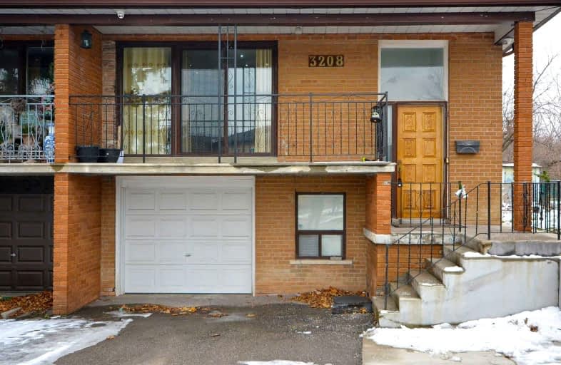 3208 Victory Crescent, Mississauga | Image 1