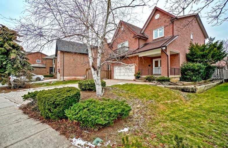 1099 Queens Avenue, Oakville | Image 1