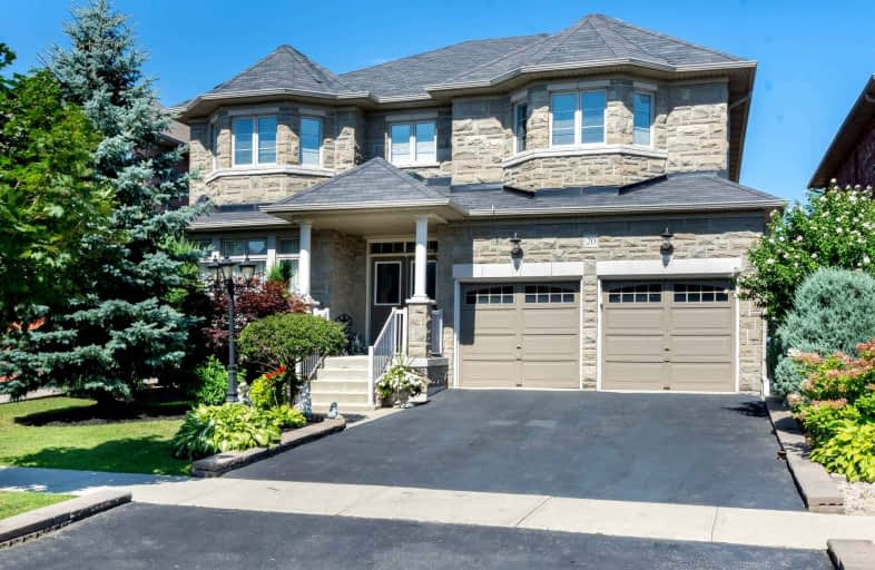 20 Fieldview Drive, Brampton | Image 1