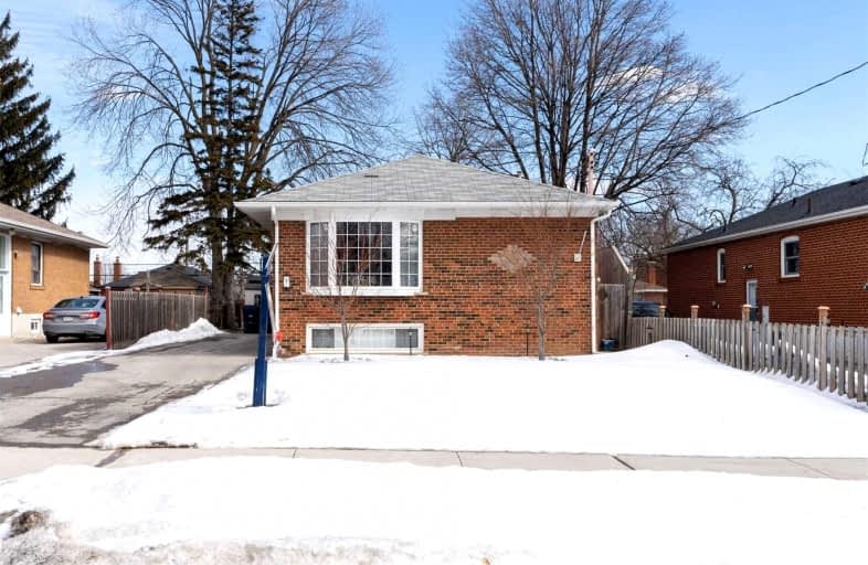 9 Heatherglen Road, Toronto | Image 1