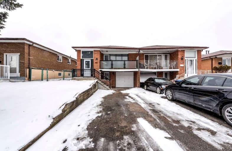3325 Victory Crescent, Mississauga | Image 1