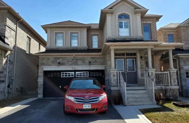 32 Lloyd Crescent North, Brampton | Image 1