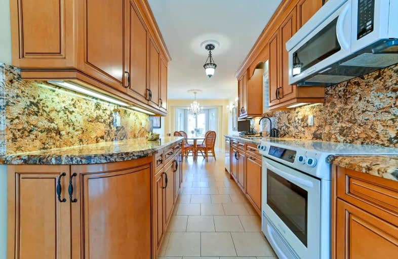 38 Chipmunk Crescent, Brampton | Image 1