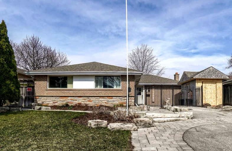 12 Chesterfield Road, Brampton | Image 1