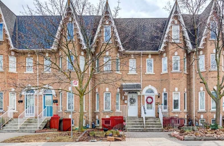 19 Lippincott Street East, Toronto | Image 1