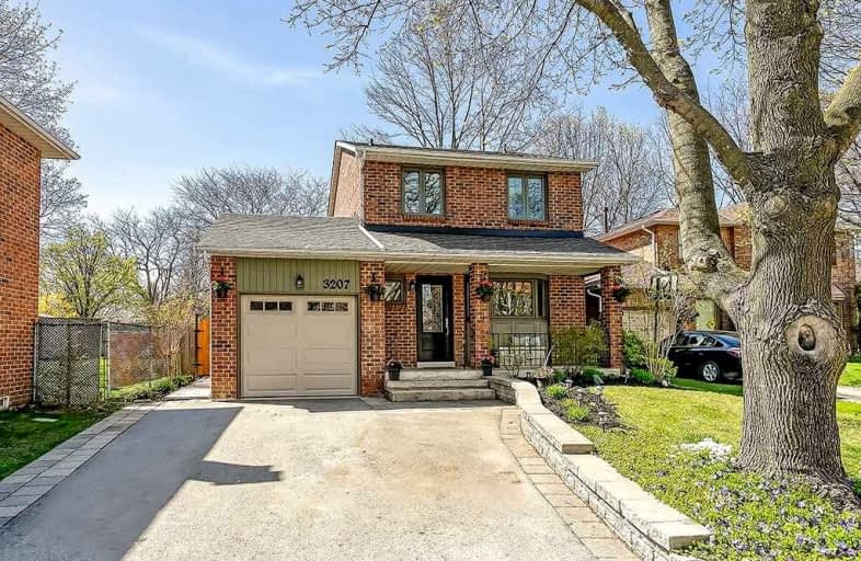 3207 Victoria Street, Oakville | Image 1