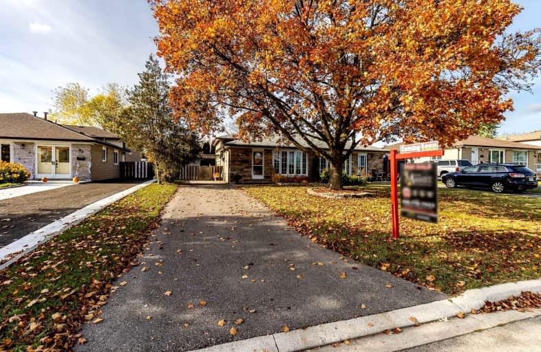 43 Earnscliffe Circle, Brampton | Image 1