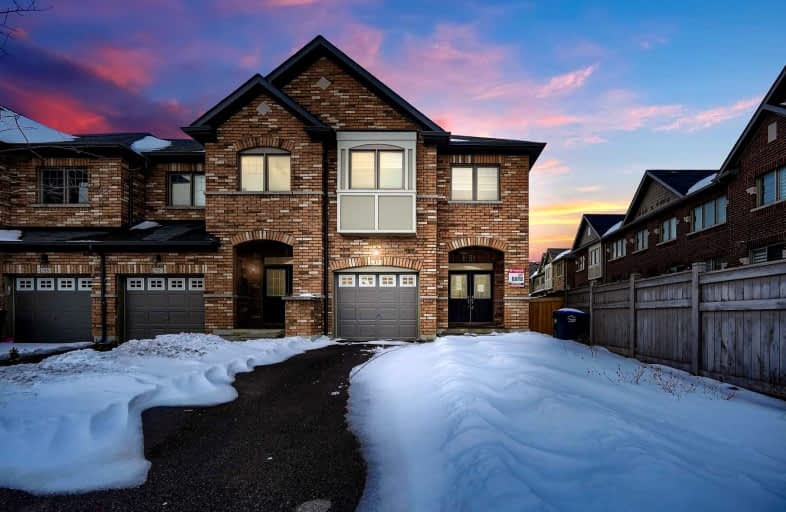 37 Davenfield Circle, Brampton | Image 1