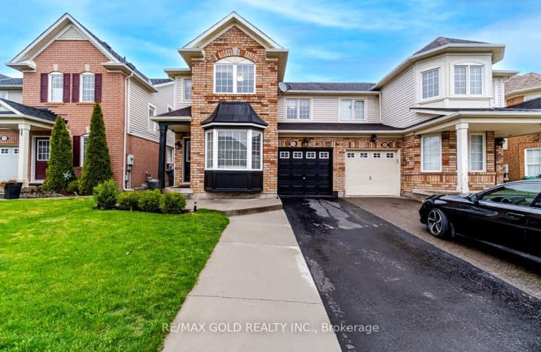 15 Frontenac Crescent, Brampton | Image 1