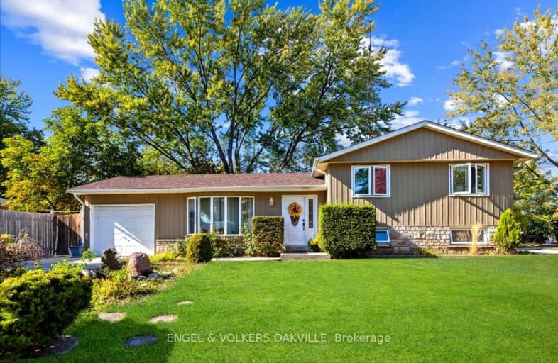 1280 Aldridge Crescent, Burlington | Image 1