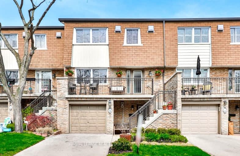 05-2098 Marine Drive, Oakville | Image 1