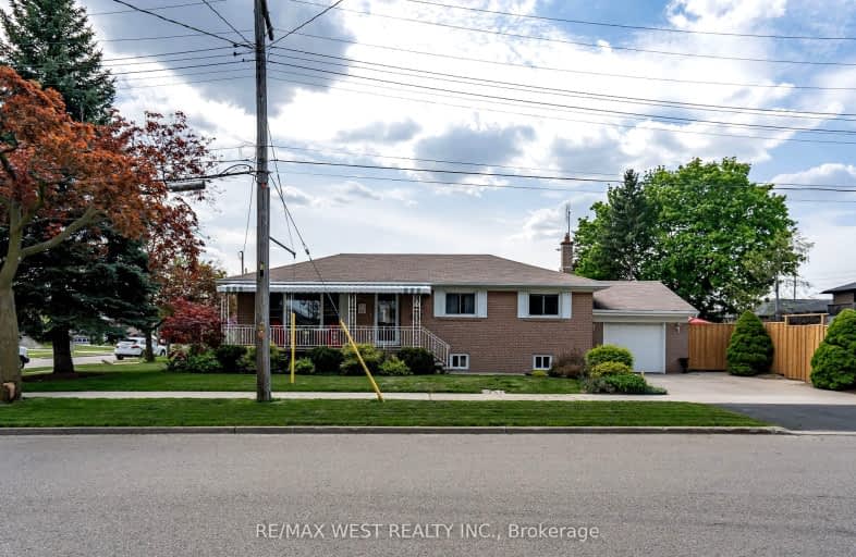 4 Sigmont Road, Toronto | Image 1