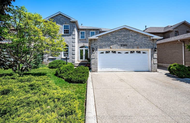 2301 Mowat Avenue, Oakville | Image 1