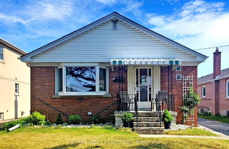 121 Yorkview Drive, Toronto | Image 1