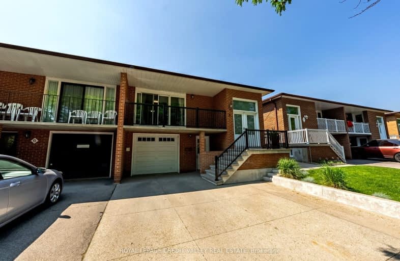 8 Petunias Road, Brampton | Image 1