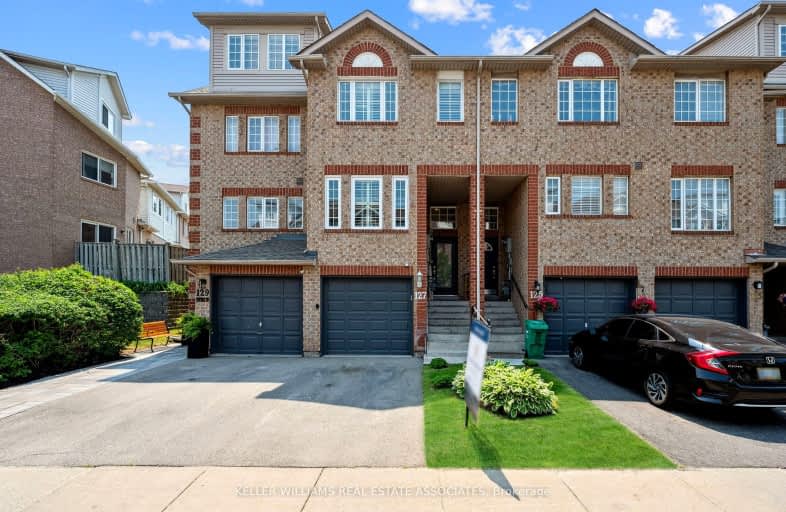 127-127 Spadina Road, Brampton | Image 1