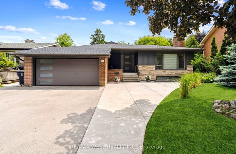 11 Foxmeadow Road, Toronto | Image 1