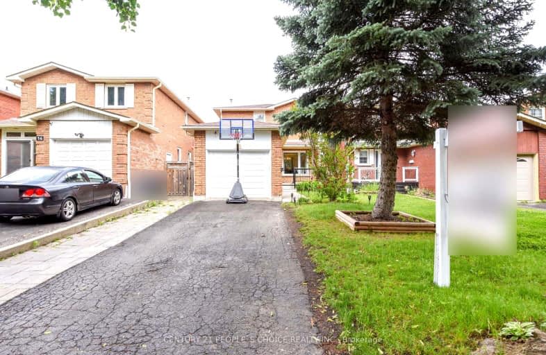 16 Langholm Court, Brampton | Image 1