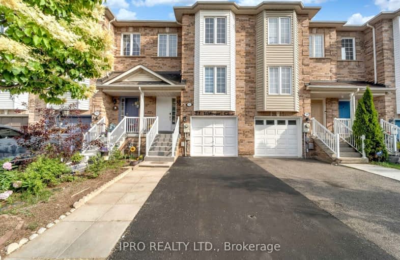 31 Wilmont Court, Brampton | Image 1