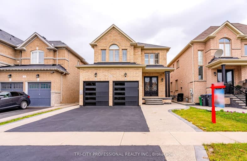 5 Drummondville Drive, Brampton | Image 1