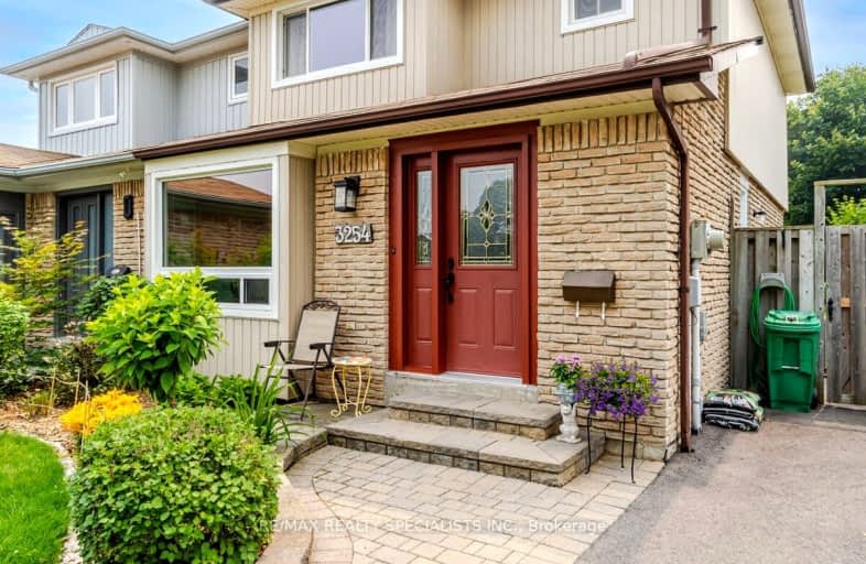 3254 Martin's Pine Crescent, Mississauga | Image 1